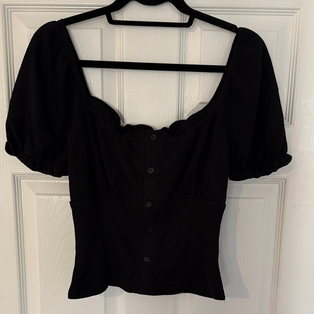Mi Ami Black Puff Sleeve Blouse